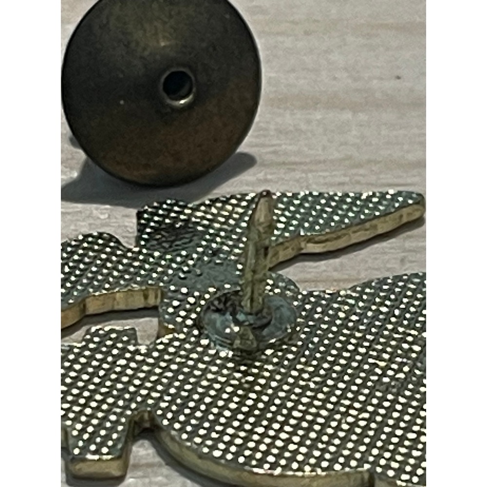 00425 - US Marine Corps Emblem Pin Globe Anchor Eagle Metal Lapel Lightweight - Picture 3 of 5